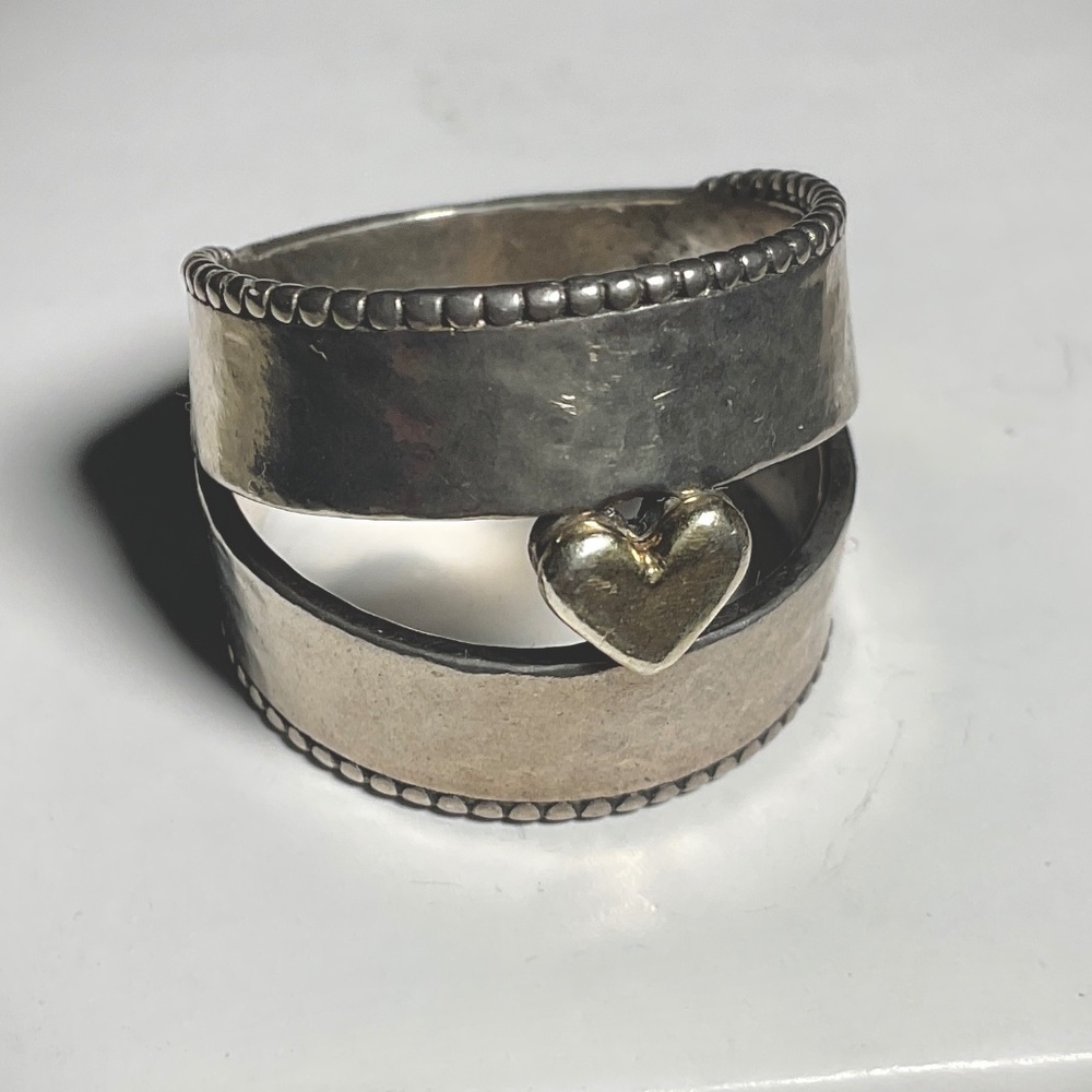 New Handcrafted Sterling Silver Ring Double Cigar Band Gold Center Heart Size 7 - Picture 2 of 11